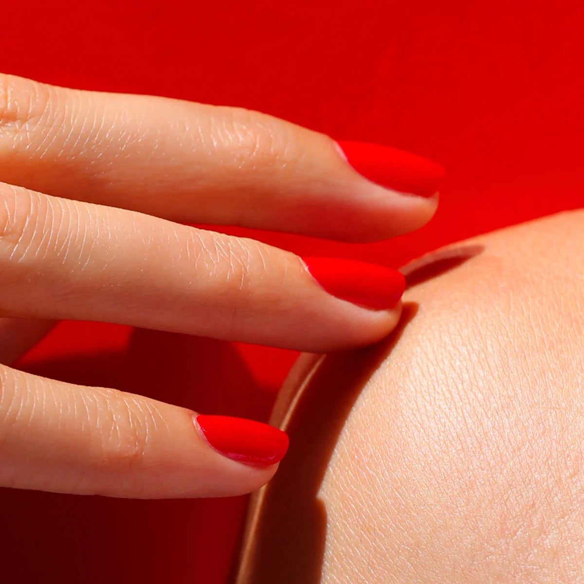 Vernis à ongles green - Poppy Red