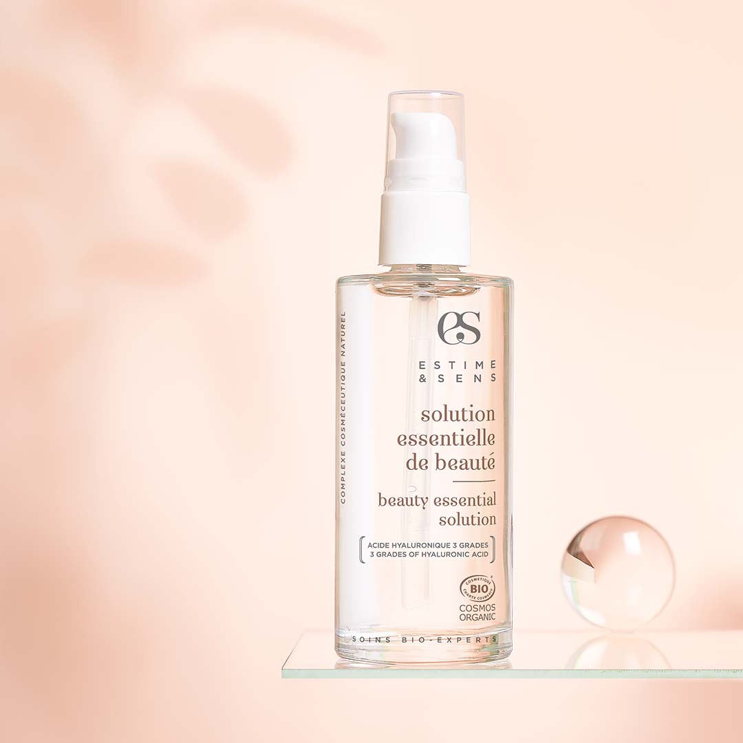 SOLUTION ESSENTIELLE DE BEAUTÉ
